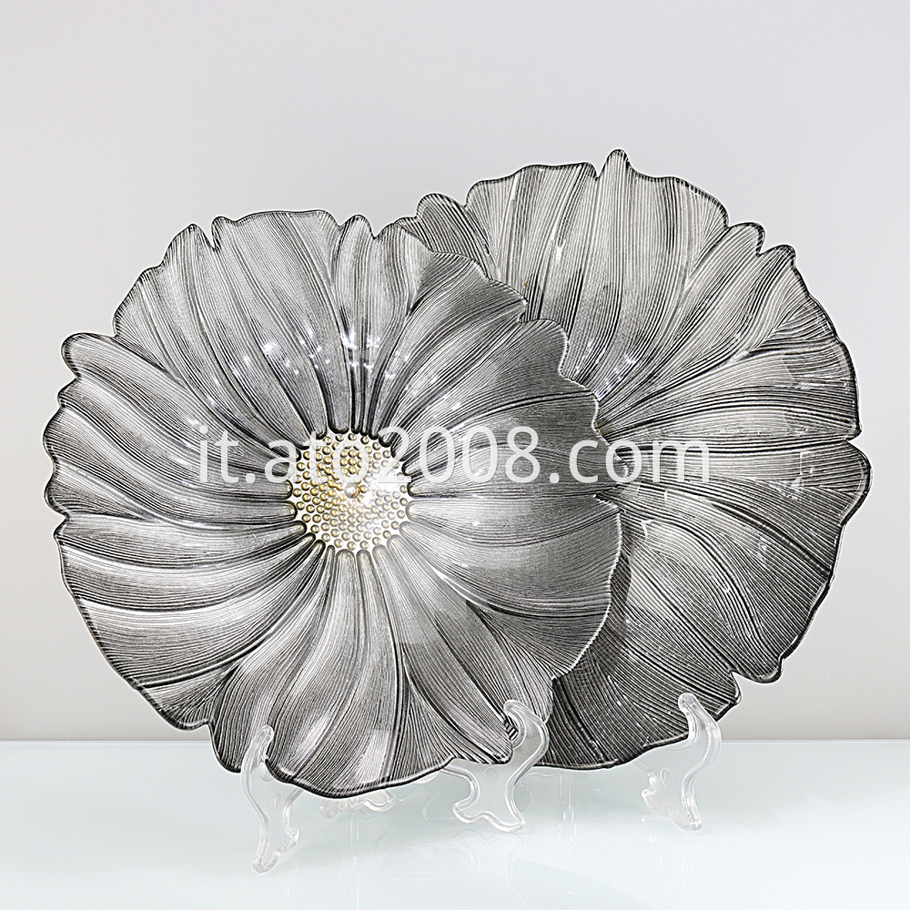 Grey Flower Glass Plate1